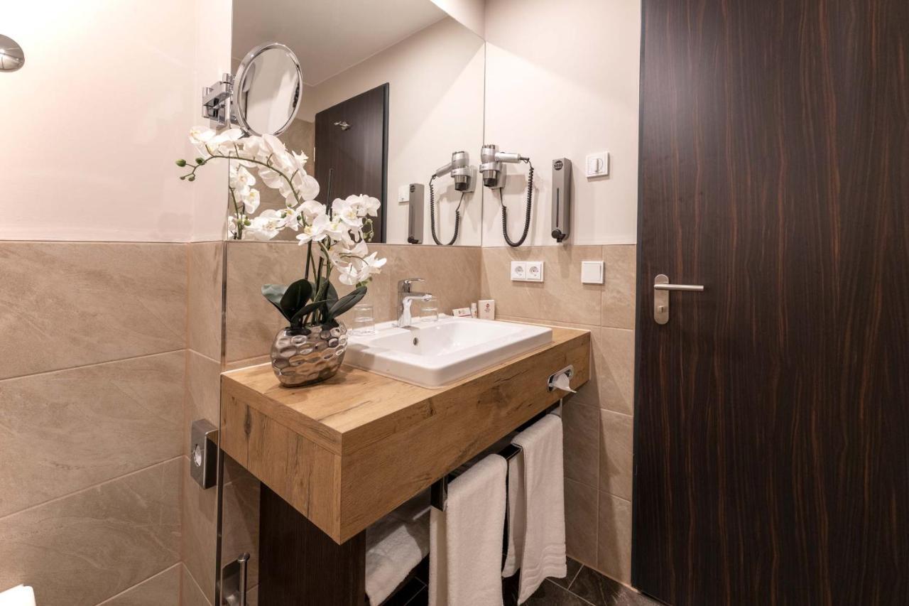 Best Western Plus Plaza Kurfuerstendamm 4*